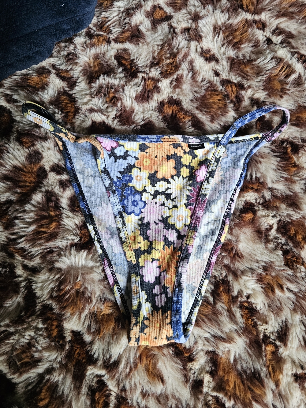 PINK Victoria's Secret Floral Ribbed Bikini Bottoms in Gray Multi